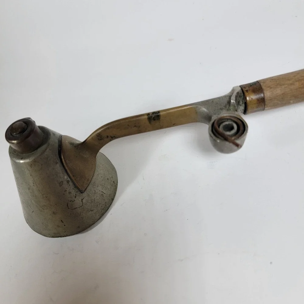 Antique Gilchrists No 33?  Ice Cream Dipper Cone Conical Shape Scoop Wood Handle